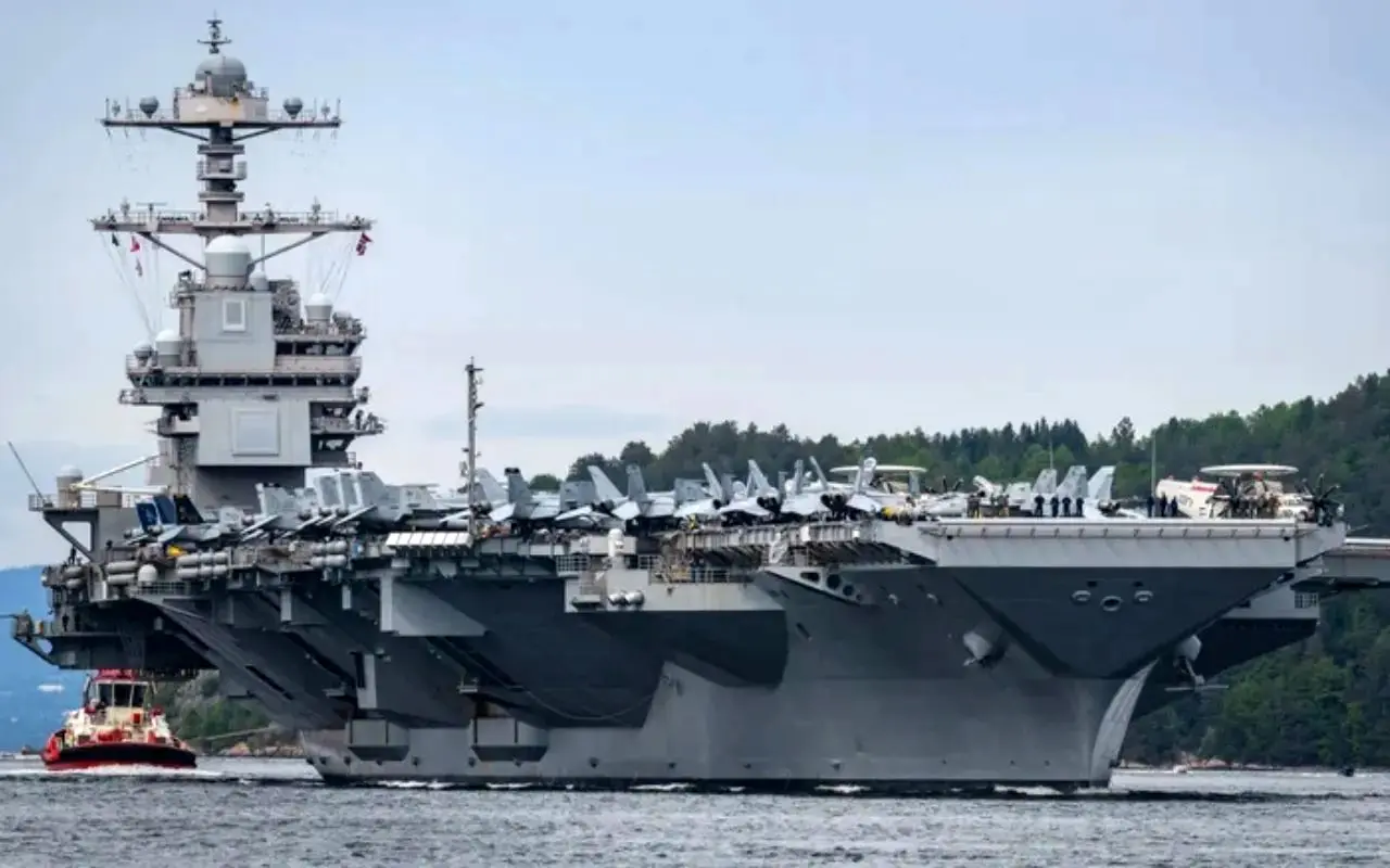 چرا نیروی دریایی آمریکا نمی‌تواند کمتر از ۱۱ ناو هواپیمابر داشته باشد؟