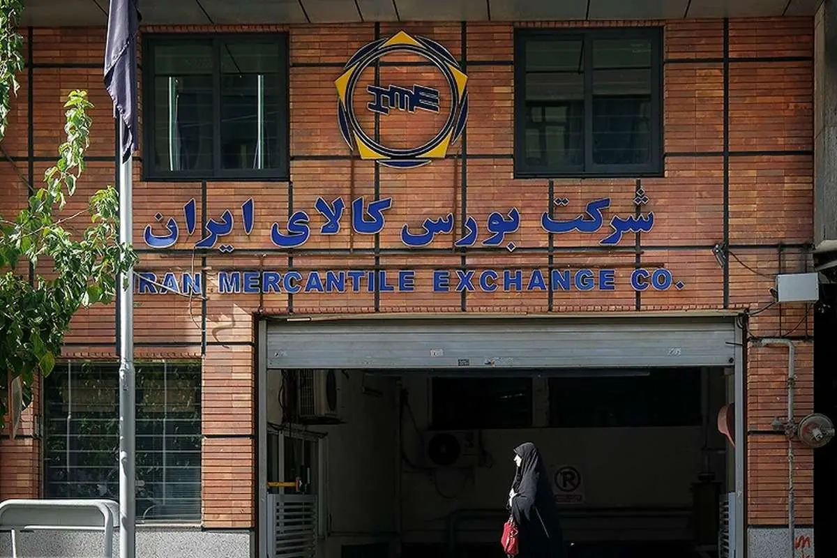 عرضه سه سواری پرطرفدار ایرانخودرو در بورس