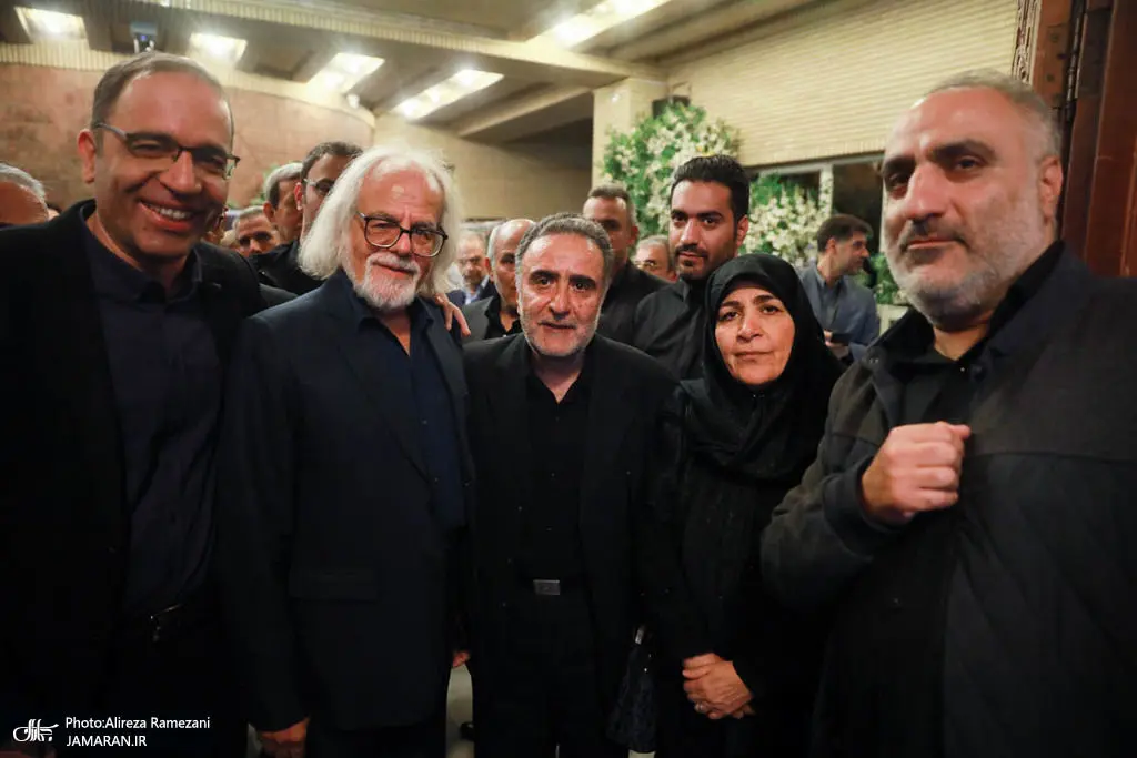 تصاویر؛ متن و حاشیه مراسم ترحیم برادر سید مصطفی تاج‌زاده