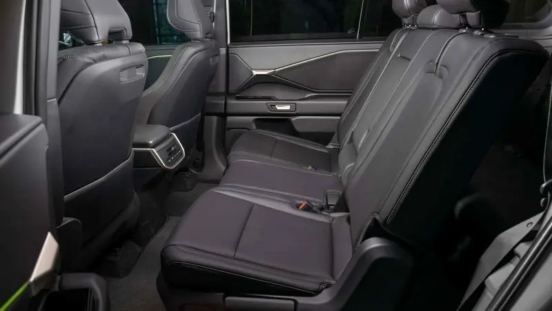 تویوتا Highlander EV ۲۰۲۷