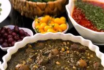 طرز تهیه قرمه سبزی تبریزی؛ قرمه سبزی متفاوت و خوشمزه 

