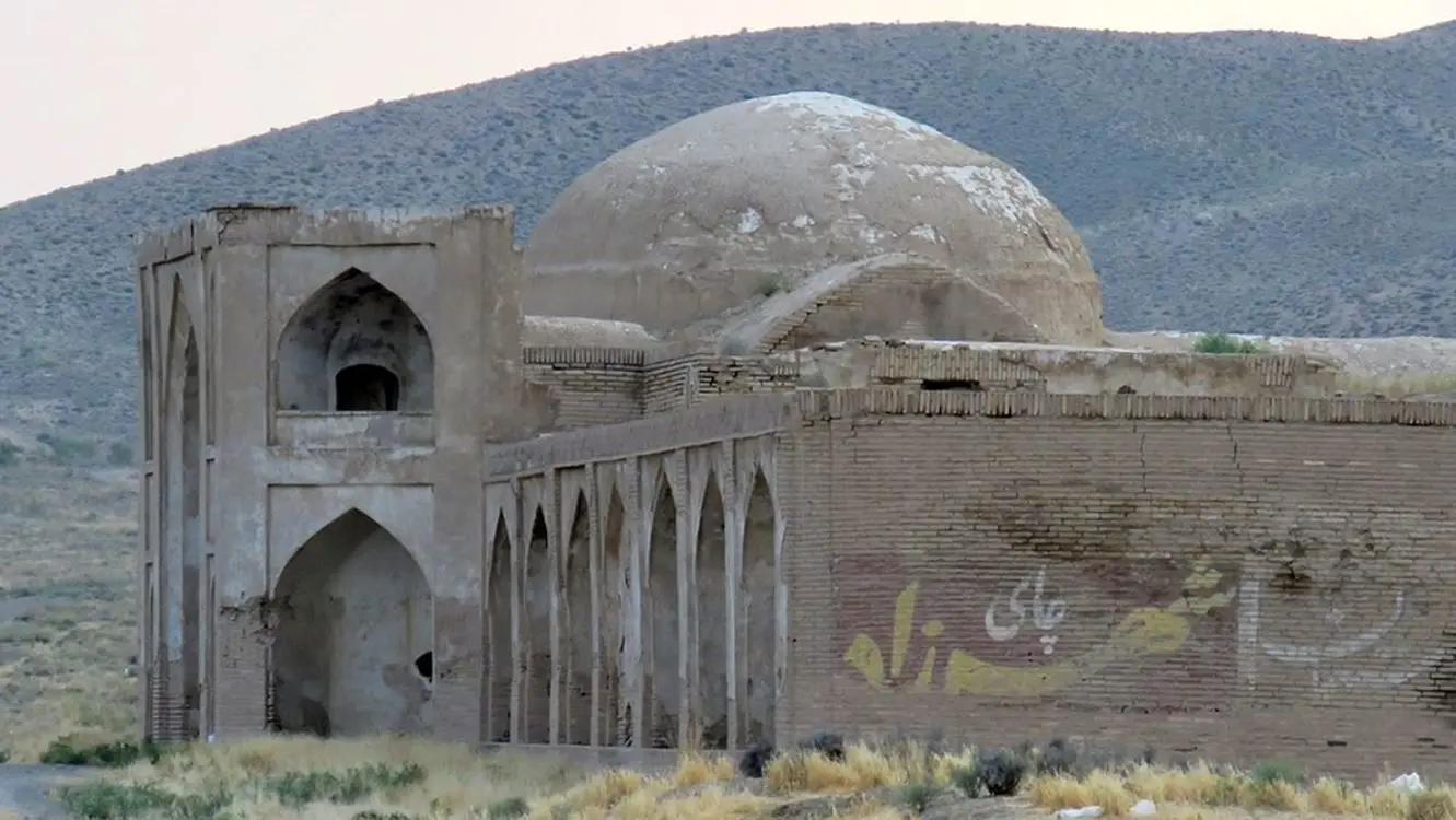 کاروانسرای ساسانی سمنان به بخش خصوصی واگذار می‌شود؟