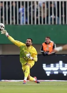 کلین‌شیت گلر لالیگایی استقلال در دربی