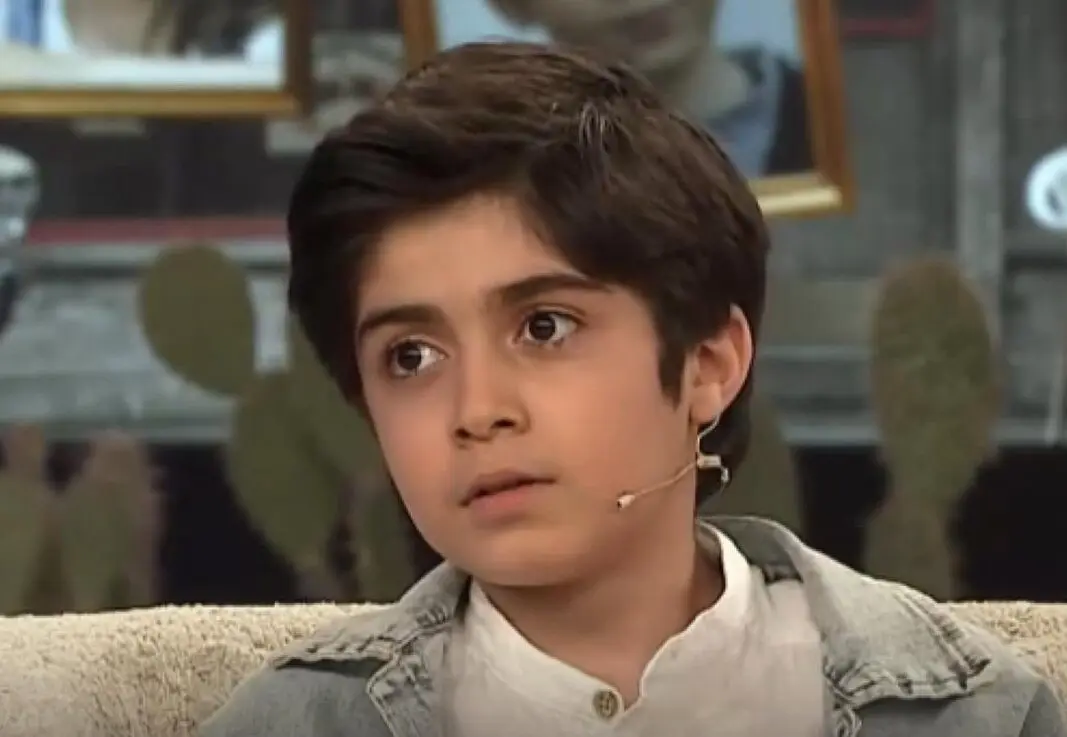 ادب و تواضع جالب رایان سرلک در برنامه ۱۰۰۱