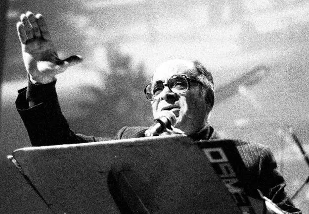 چه شد که سرود «ای ایران» بر تارک تاریخ عاشورای امسال نشست؟