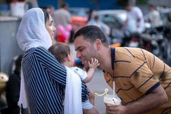 تصاویر؛ تهران، روایت یک روز با اشعه فرابنفش بالا