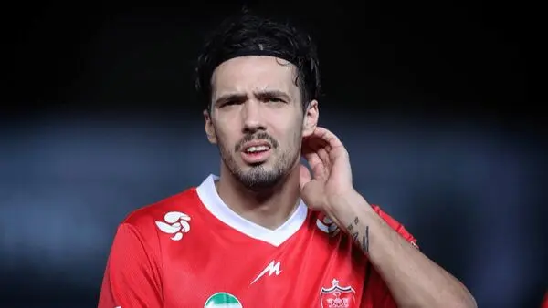 آینده مبهم ستاره خارجی در پرسپولیس

