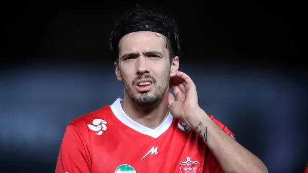 آینده مبهم ستاره خارجی در پرسپولیس

