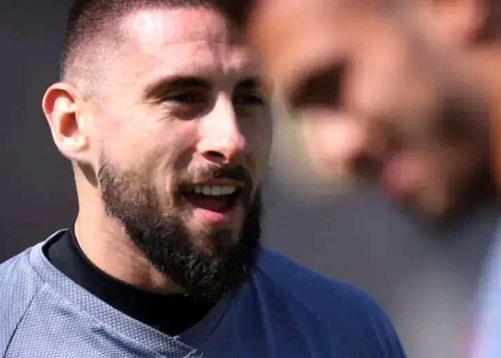 الکسیس گندوز به بازی پرسپولیس با هوادار می‌رسد؟