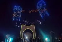 ببینید؛ هنرنمایی پهپادها در آسمان دمشق