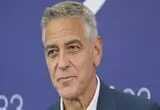 جورج کلونی: آمریکا در حال حاضر توسط افراد فاسد و کم‌صلاحیت اداره می‌شود