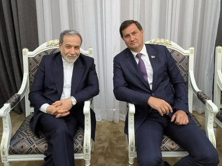 دیدار عراقچی و همتای بلاروسی در حاشیه نشست سازمان همکاری شانگهای