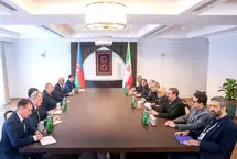  برخاستن پزشکیان هنگام ورود علی‌اف، حتی اگر نشانه ادب بود، ادب بی‌موقع بود