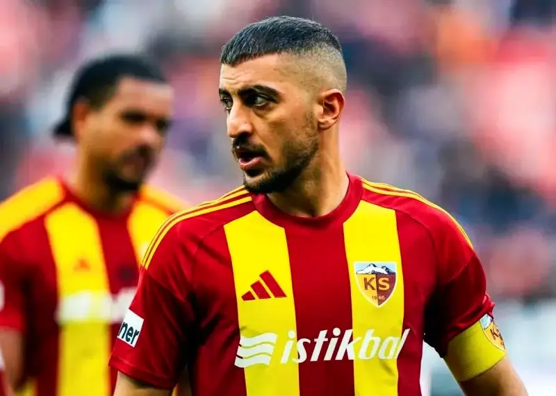 مصدومیت مدافع لژیونر در سومین بازی پیاپی تیم ترکیه‌ای