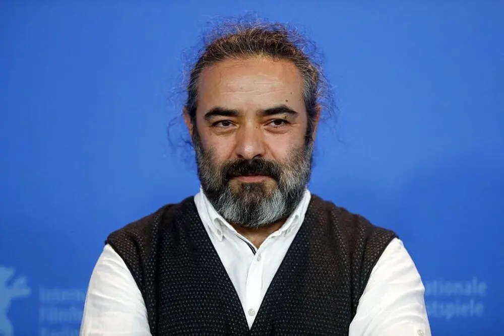 ماجرای سبیل لنینی حسن معجونی در «بچه مردم»