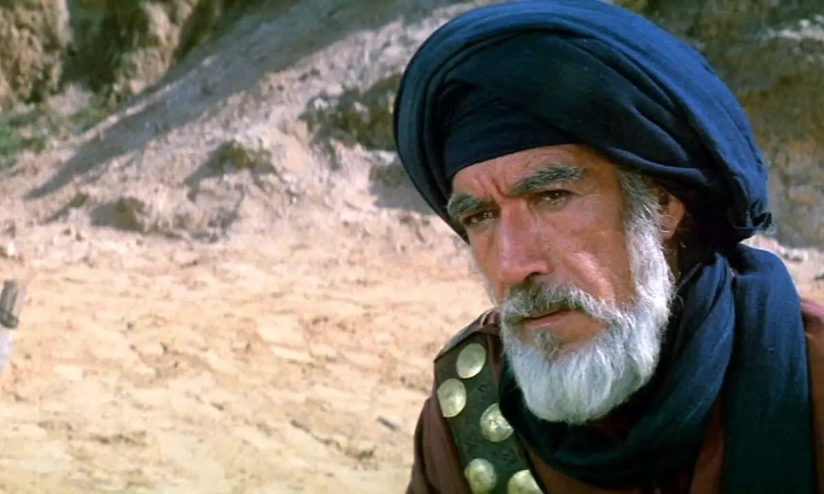 «حمزه» فیلم محمد رسول الله در یک کافه در ایتالیا، 70 سال قبل