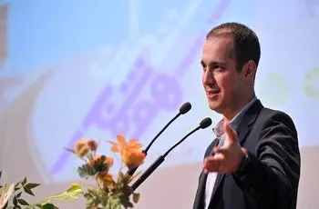 کاوه مدنی: نه پیشگو هستم نه غیب‌گو/ گفتم ورشکستگی آب، گفتند جوان این حرف‌ها را نزن