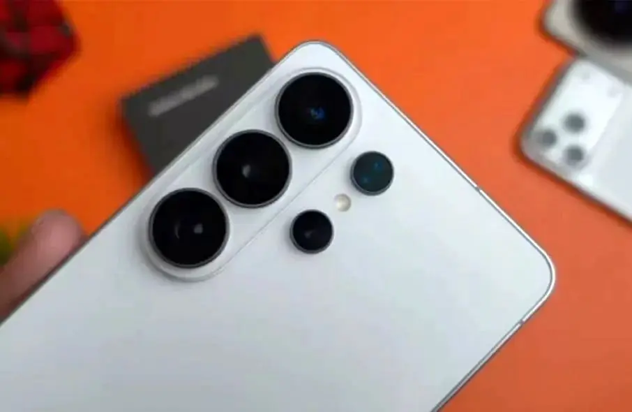 اولین نگاه به دوربین گلکسی S26 اولترا؛ مقایسه با S25 اولترا پیش از رونمایی