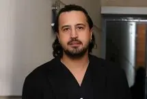 مهرداد صدیقیان عزادار شد