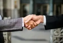 چگونه «دست دادن» شخصیتتان را لو می‌دهد؟