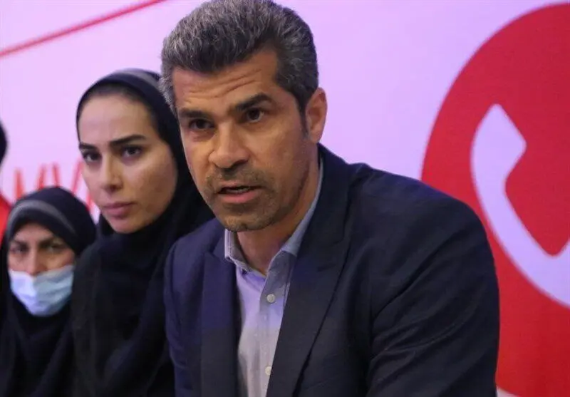 انتقاد هادی ساعی از ناهید کیانی: اتاق تکی گرفت و برای ناهار هم نیامد!