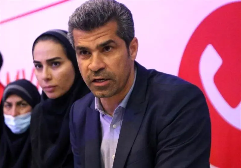 انتقاد هادی ساعی از ناهید کیانی: اتاق تکی گرفت و برای ناهار هم نیامد!