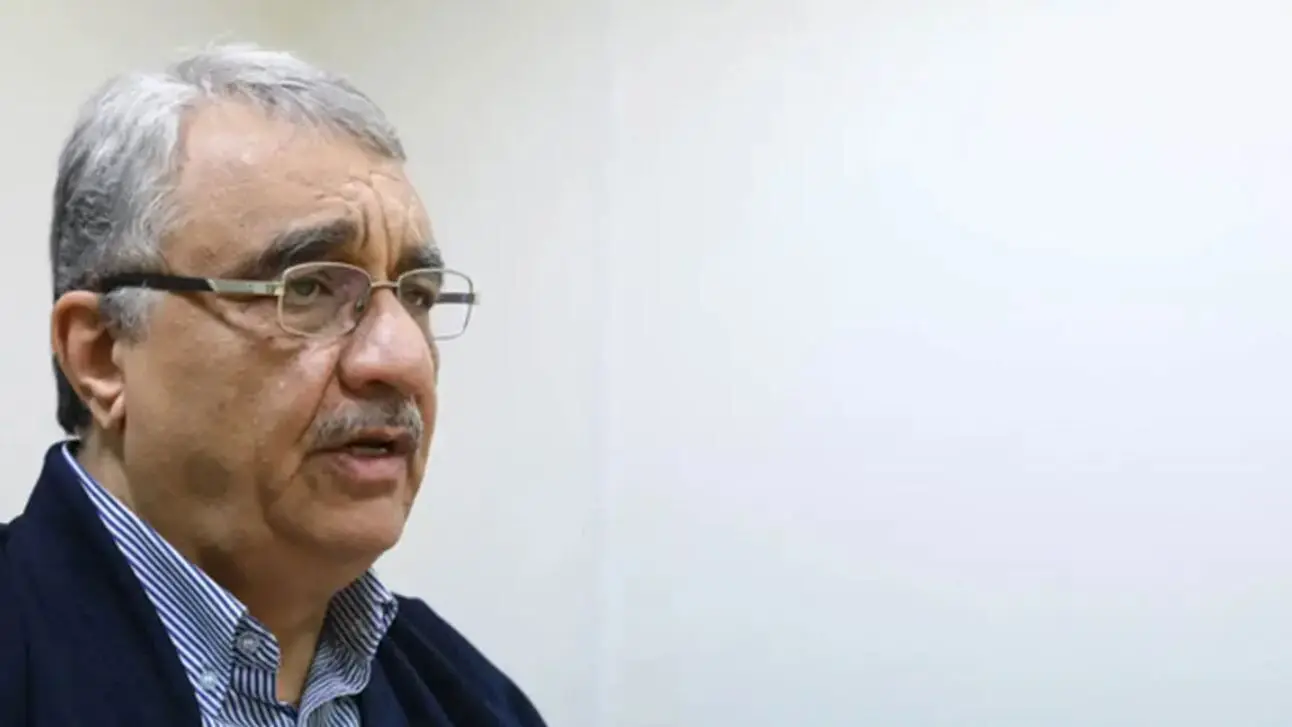 فرجی راد: ایران و آمریکا یک مقداری کوتاه آمده‌اند و تهدیدات را برای شروع مذاکرات کم کرده‌اند
