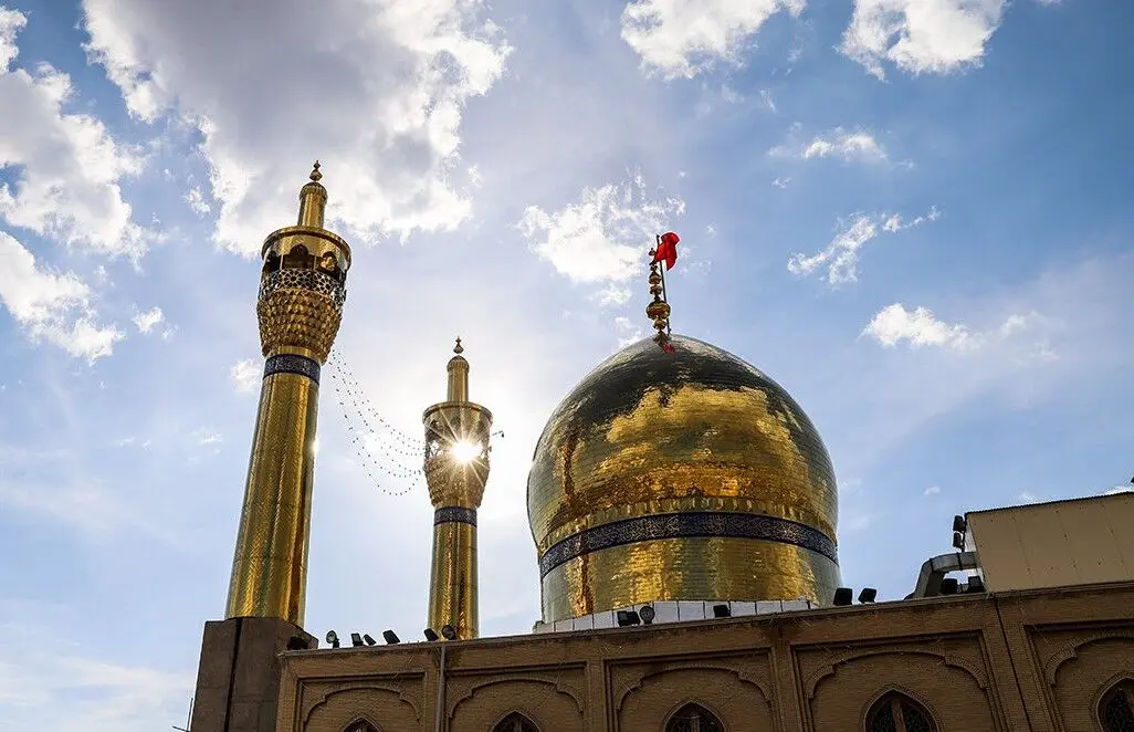 تصاویری از آثار حمله به حسینیه اعظم زنجان