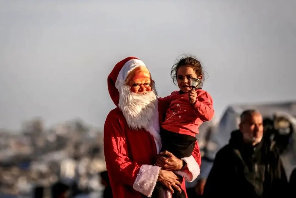 بابانوئل به غزه رفت