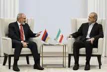 دیدار خصوصی رئیس جمهور ایران و نخست وزیر ارمنستان
