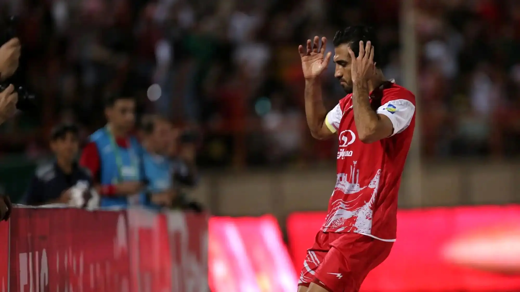 غیرمحترمانه‌ترین رفتار پرسپولیس با وحید امیری

