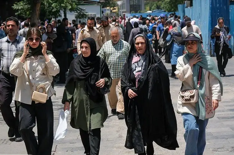 ضربه تورم به سبد خرید خانوار ایرانی؛ خداحافظی با سفر و لباس جدید