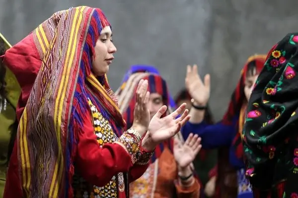 تصاویر؛ ابریشمِ جرگلان، روایت رنگ و ریشه
