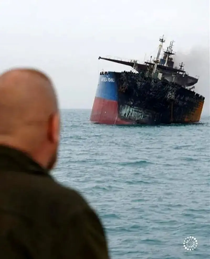 غرق شدن نفتکش در تنگه هرمز