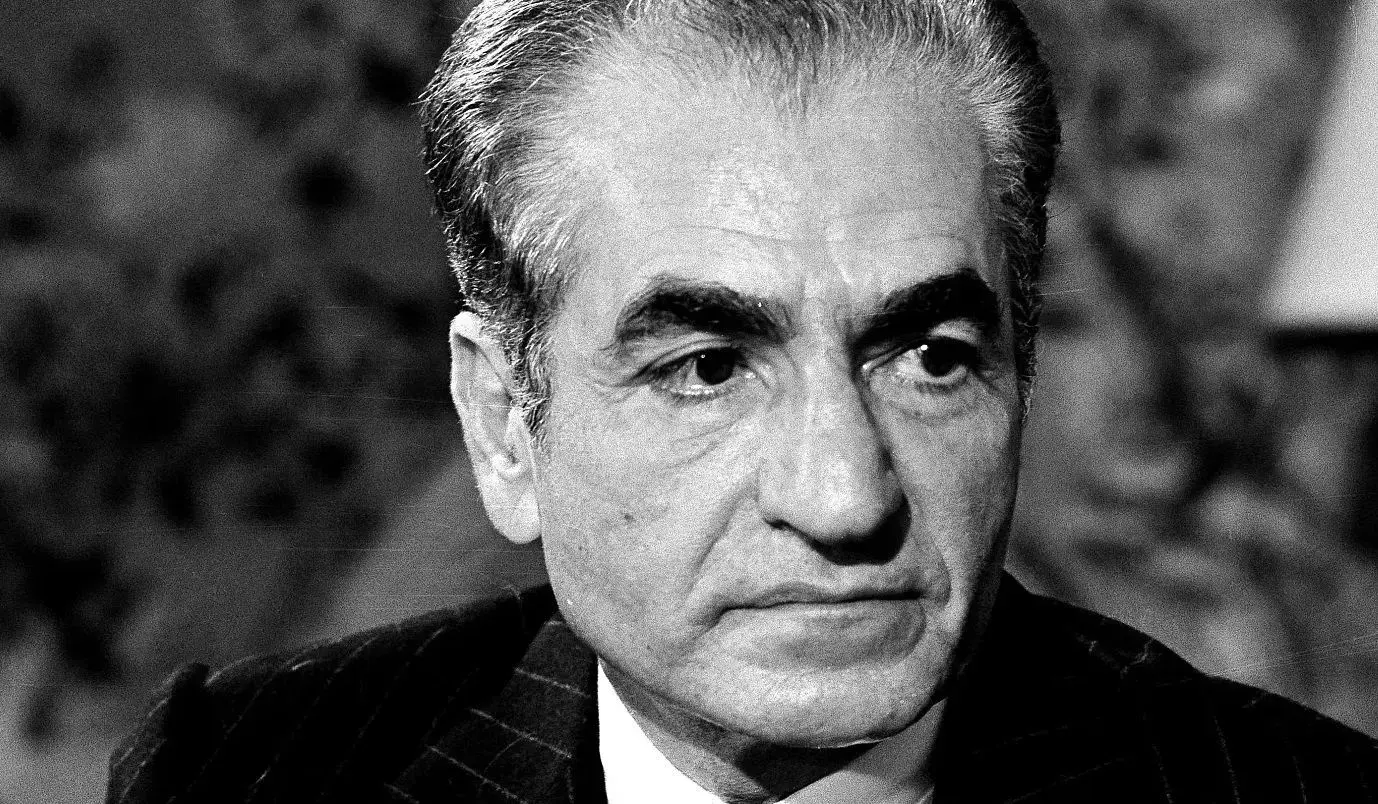 درخواست زمین از مادرزن شاه؛ سند تاریخی از مناسبات دربار پهلوی
