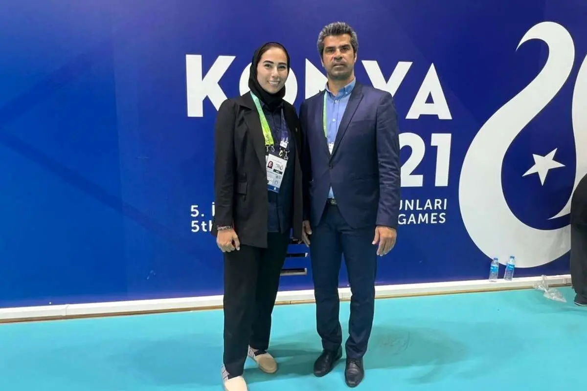 حمایت تمام قد هادی ساعی از مهروز: از طریق خواهرم من را می‌زنند!