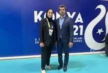 حمایت تمام قد هادی ساعی از مهروز: از طریق خواهرم من را می‌زنند!