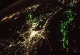 درخشش شهرها در شب از ایستگاه فضایی 