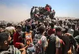ببینید؛ هجوم هزاران فلسطینی به کامیون‌های کمک‌های بشردوستانه
