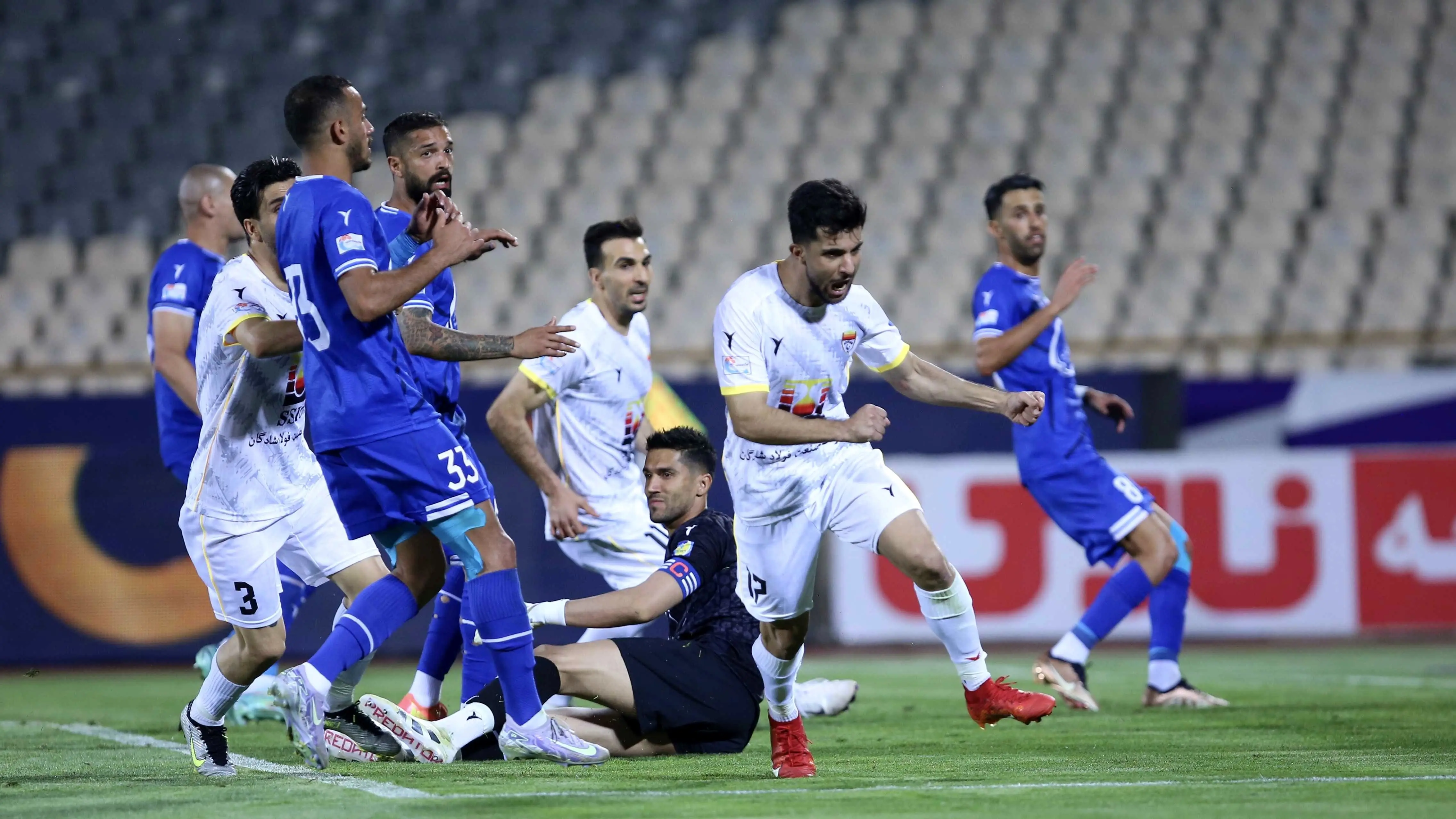 ساعت بازی استقلال مقابل فولاد در شهرقدس / هفته یازدهم لیگ برتر