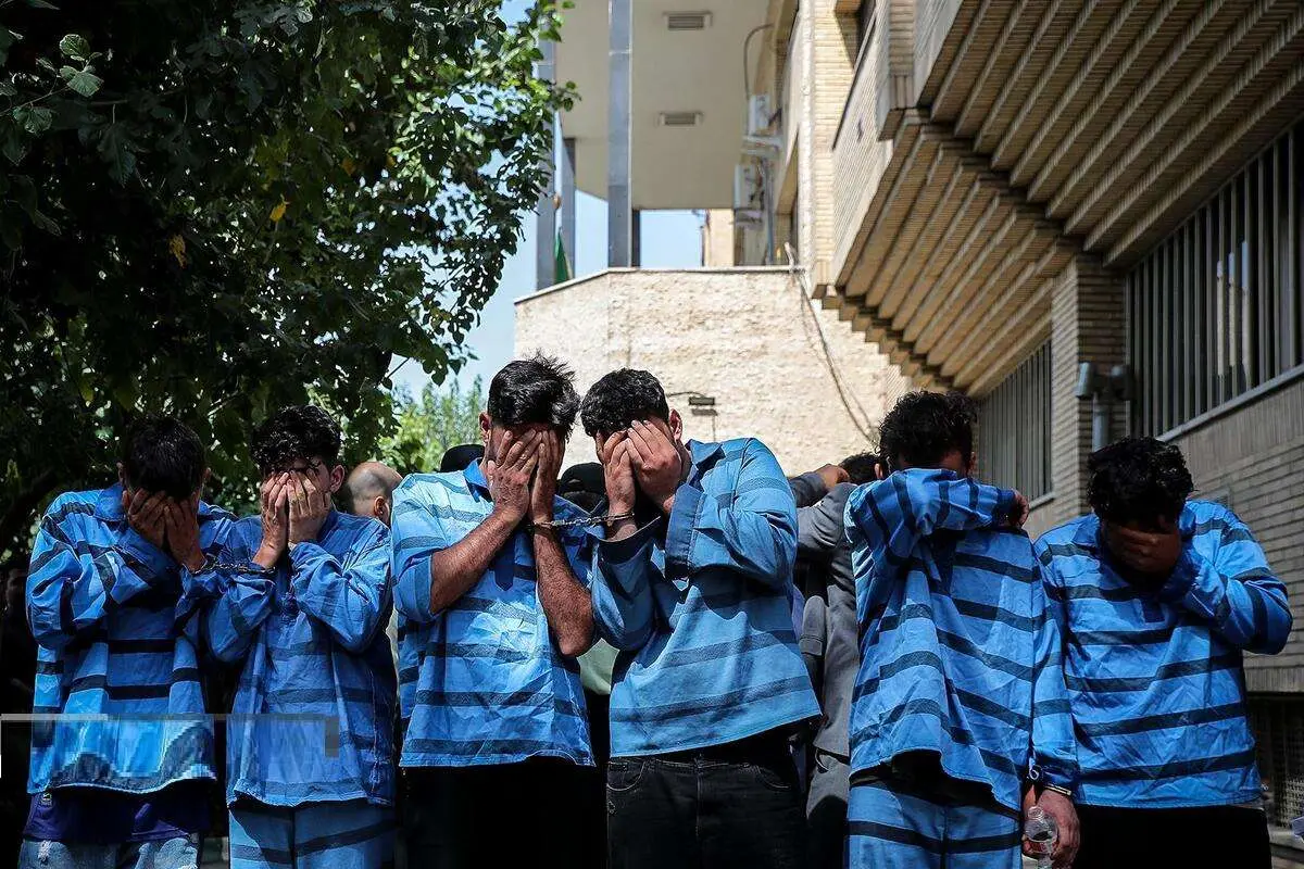 زمینگیر شدن اراذل و اوباش تهران با شلیک ۱۳ گلوله