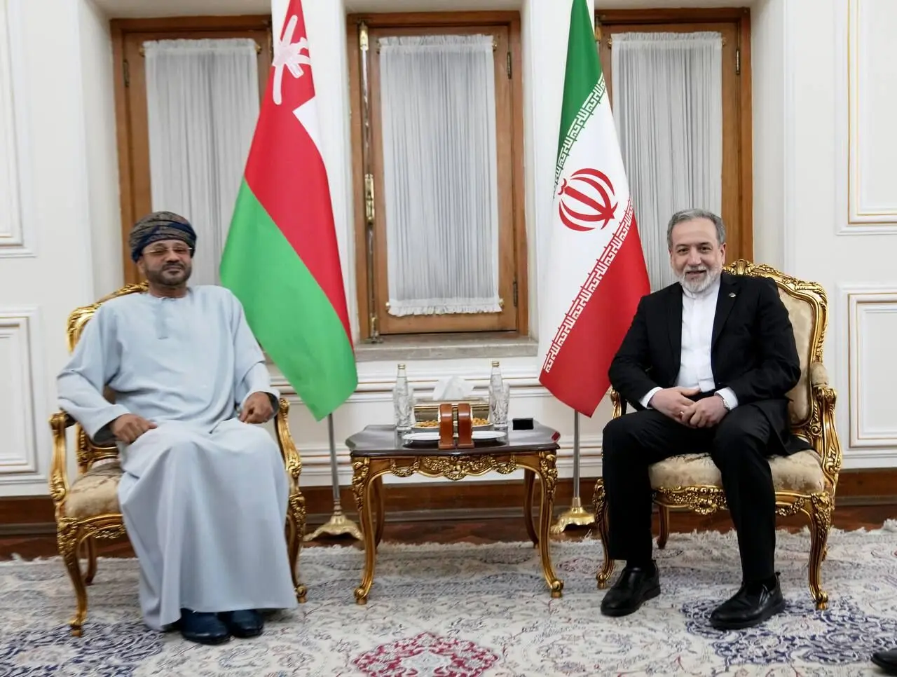 تصاویر دیدار عراقچی با  بدر البوسعیدی وزیر خارجه عمان