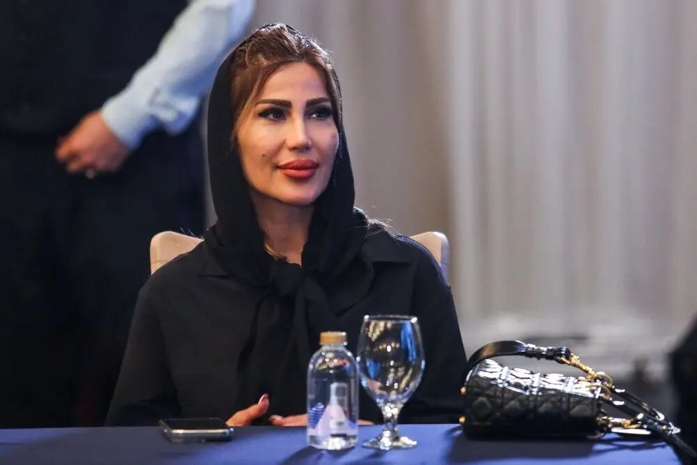 ببینید؛ سوفیا مکرمتی در مراسم معارفه همسرش کلارنس سیدورف