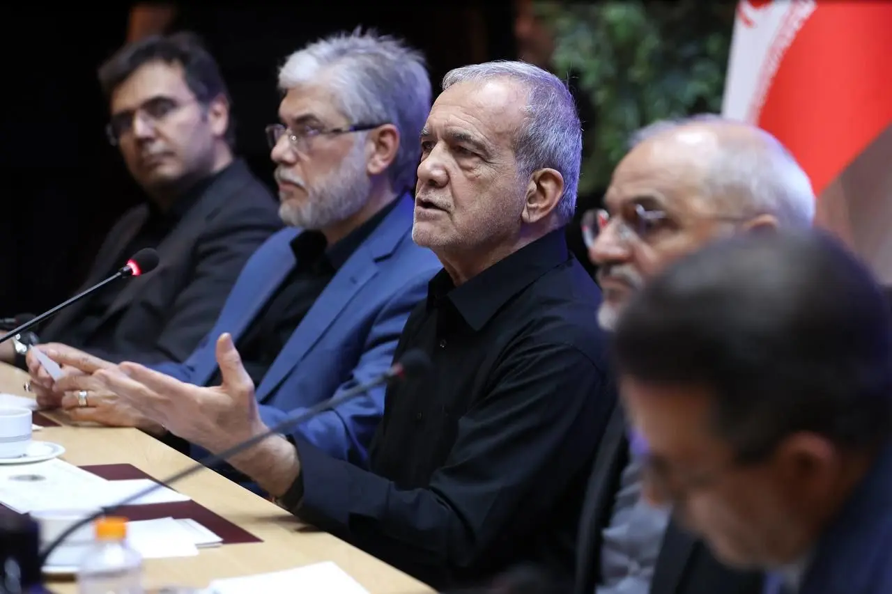 پزشکیان: سازمانی که نیروی انسانی آن هر سال آموزش نبیند، مرده