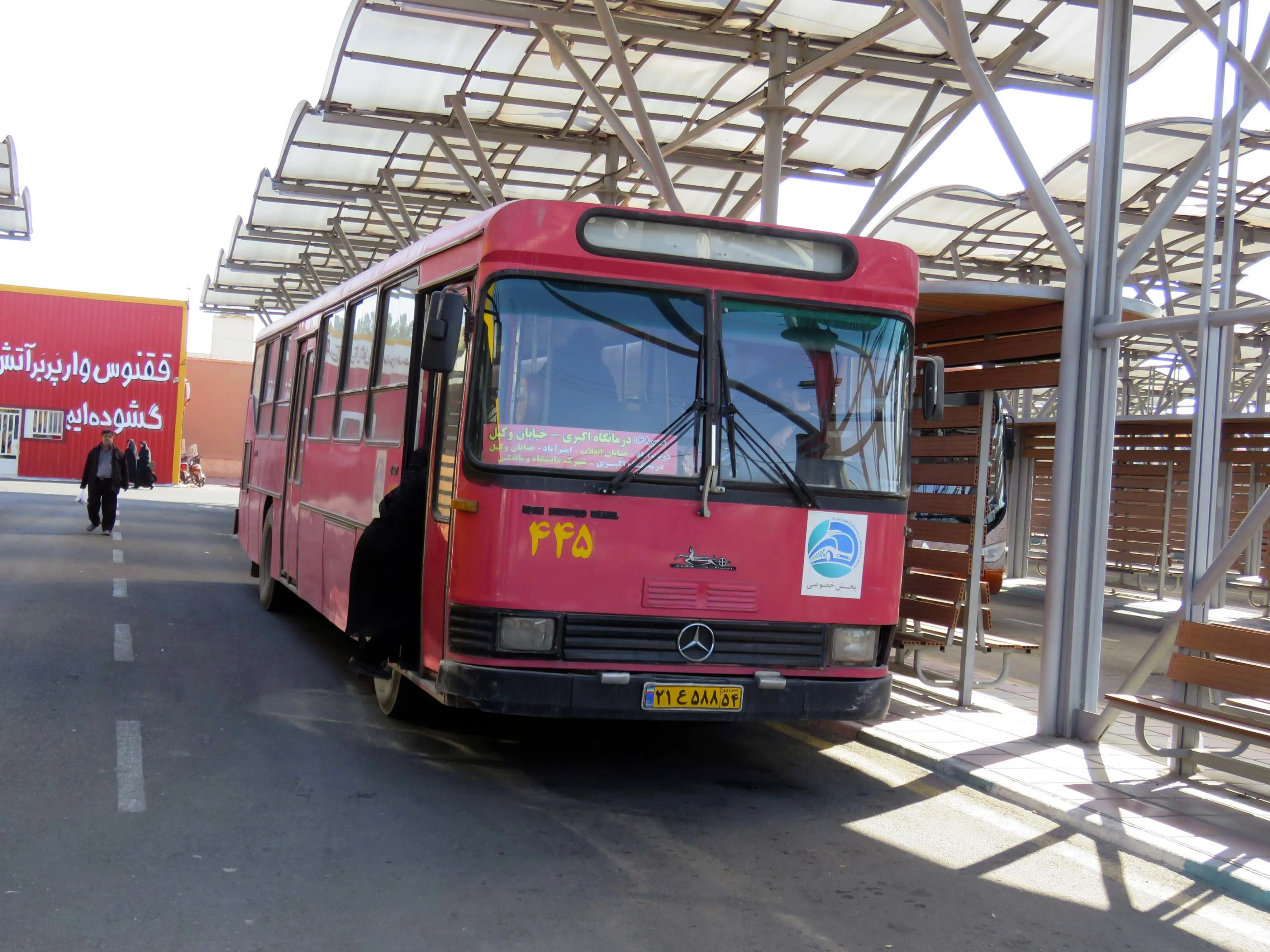 ماجرای چاقوکشی در اتوبوس/ با راننده متخلف برخورد می‌شود