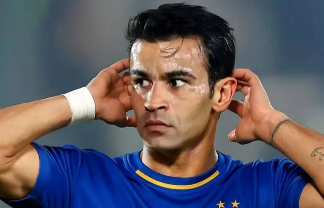 مربی استقلال: به عیسی زنگ زدم گفتم استقلال نیا!