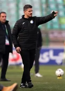 سرمربی موقت استقلال مشخص شد

