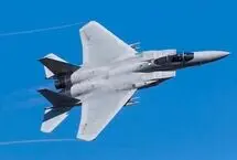 فرود سخت و لغزش جنگنده F-15 ژاپنی روی باند فرودگاه ناها