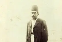 عکس تاریخی از مظفرالدین‌شاه؛ شاه قاجار در کنار درباریان سوار بر اسب