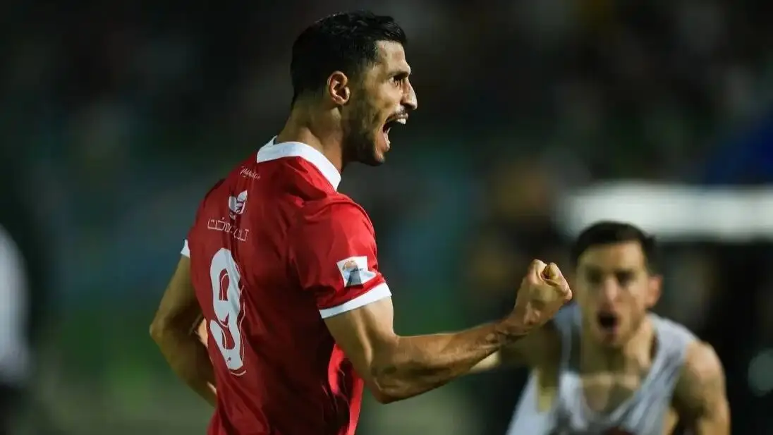 چرا سرباز هخامنشی  از لباس پرسپولیس حذف شد؟

